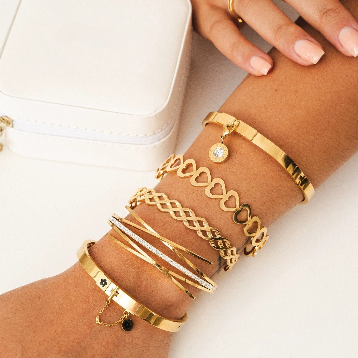 Pulsera Florence Zirconia bañada en oro de 18 quilates